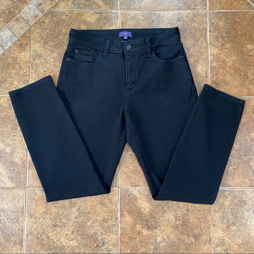 NYDJ Petite Legging Jeans in Black
